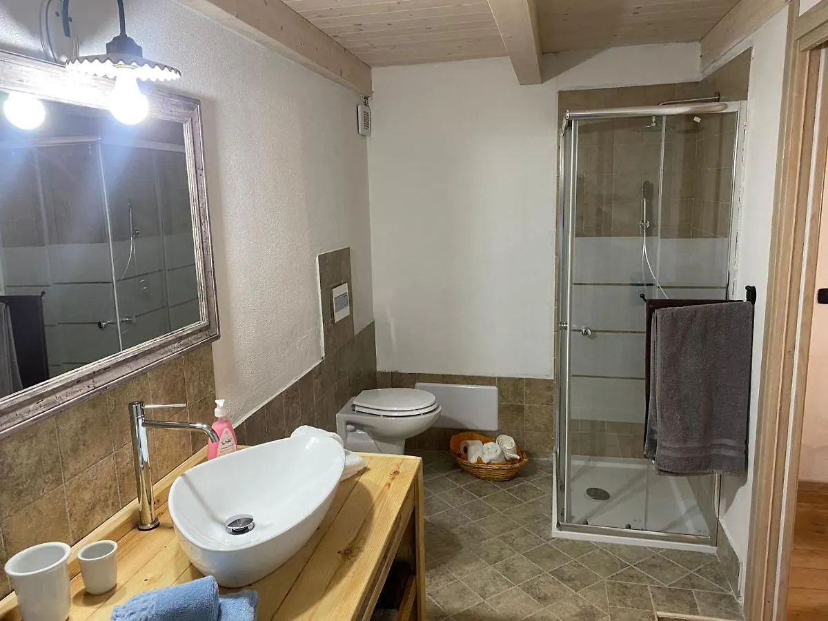 Guest House Tzia Udroni Ossi 0*,